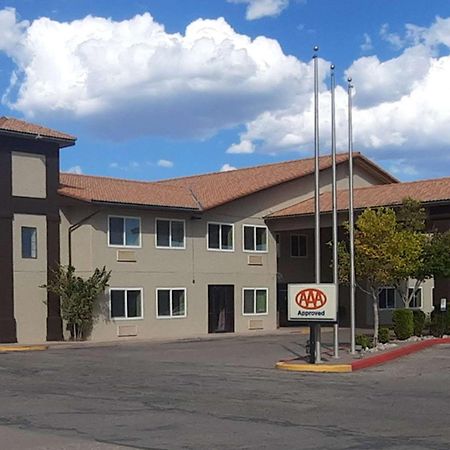 Quality Inn & Suites Grants - I-40 Εξωτερικό φωτογραφία