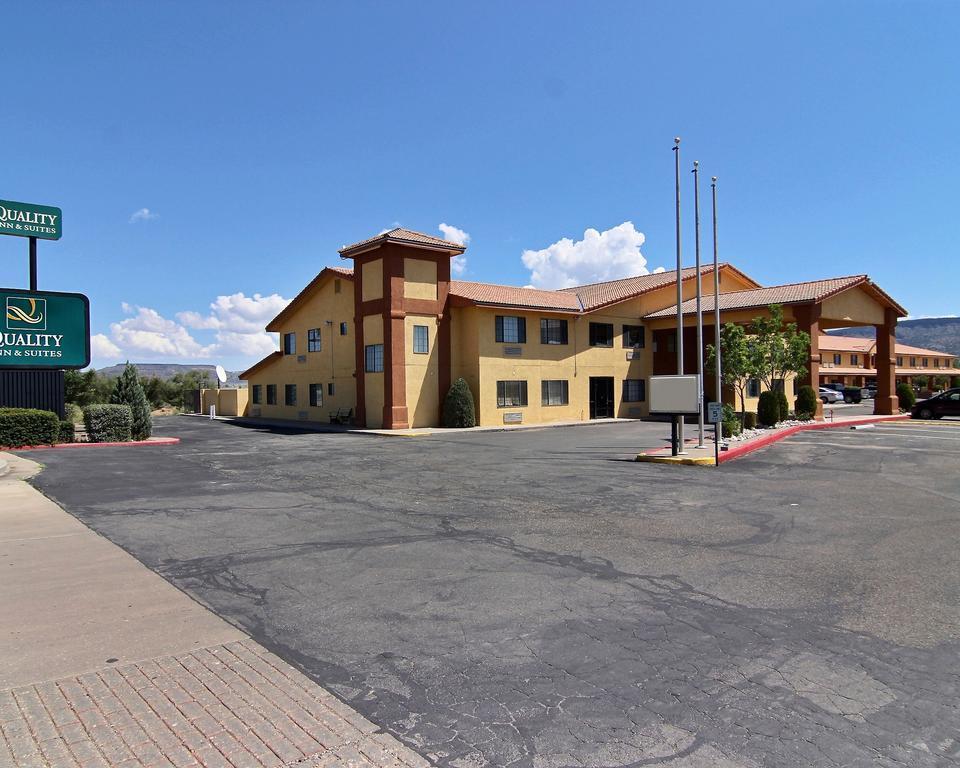 Quality Inn & Suites Grants - I-40 Εξωτερικό φωτογραφία