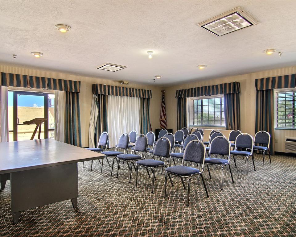 Quality Inn & Suites Grants - I-40 Εξωτερικό φωτογραφία