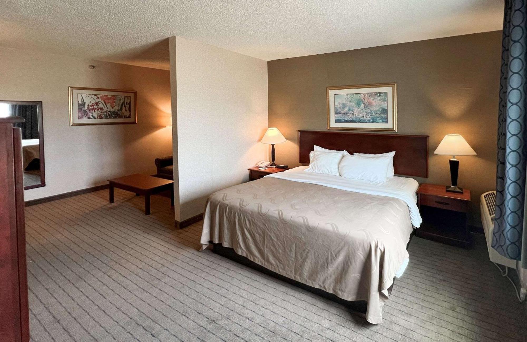 Quality Inn & Suites Grants - I-40 Εξωτερικό φωτογραφία