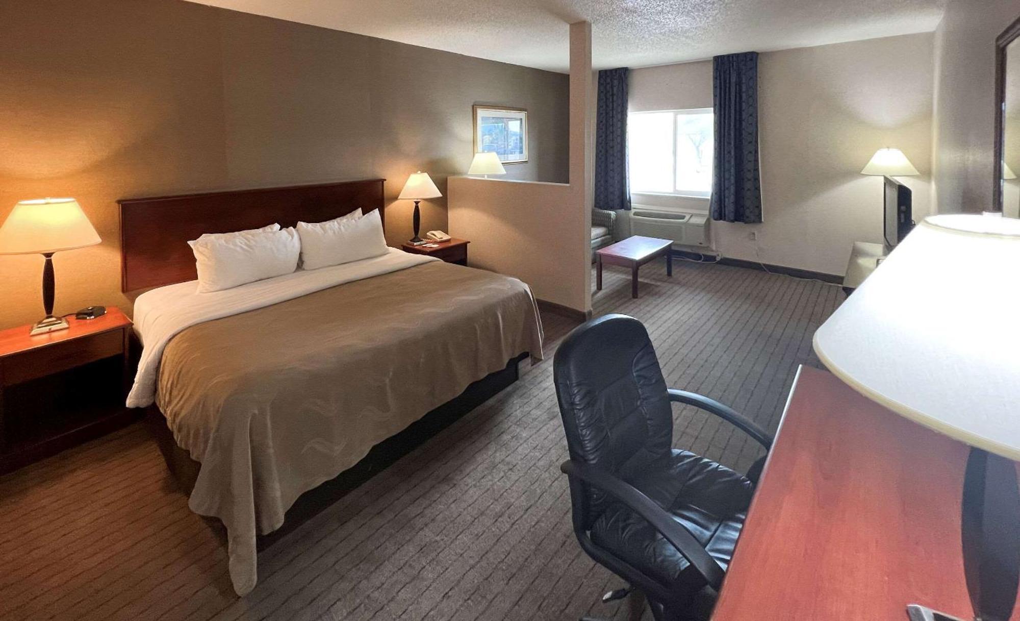 Quality Inn & Suites Grants - I-40 Εξωτερικό φωτογραφία