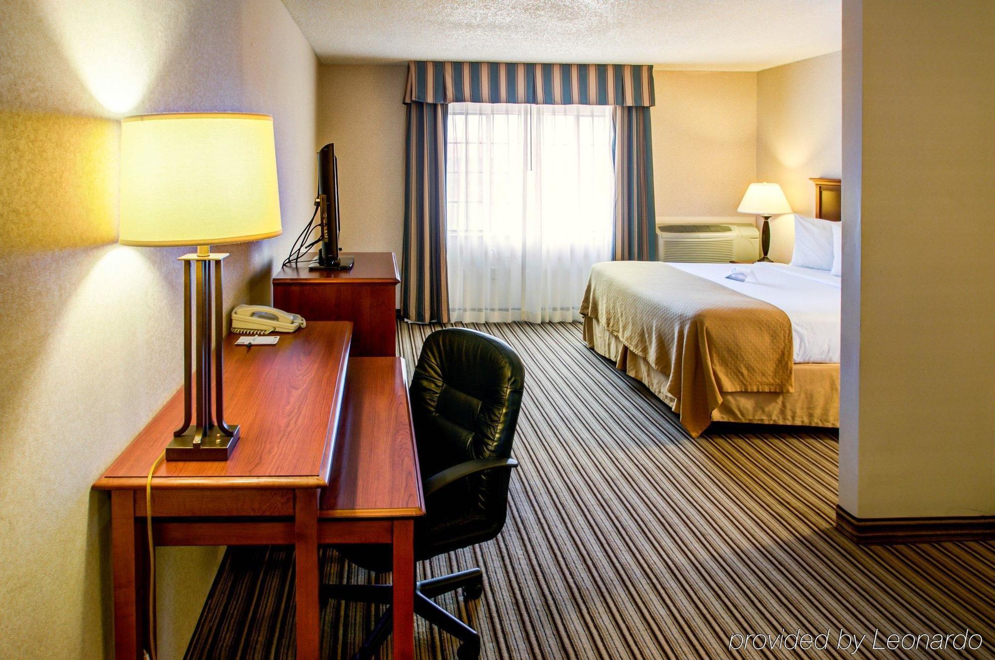 Quality Inn & Suites Grants - I-40 Εξωτερικό φωτογραφία